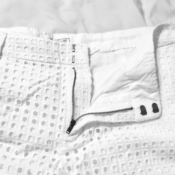 Gap Shorts Size 18 City 3 Inch Eyelet New with Tag - Picture 8 of 13